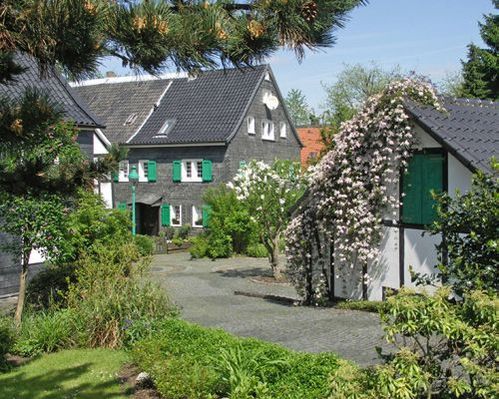 In der Hofschaft Dahl